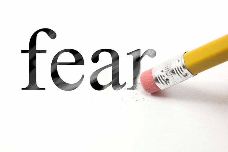 El miedo: Esa arma que no precisa de licencia