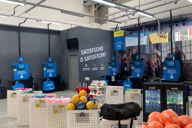 Las cajas de autopago llegaron a Decathlon